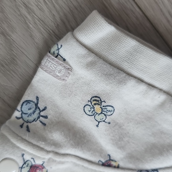 Vintage OshKosh Bugs Bodysuit, 12 Months - Picture 4 of 7